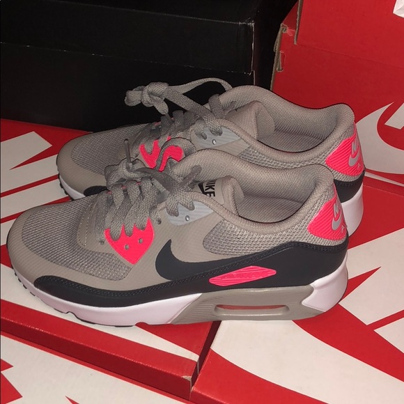 ❗️Nike Air Max 90 Ultra 2.0 (GS)❗️ - Picture 2 of 4